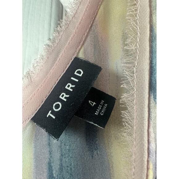 Torrid Georgette Raw Edge Tank - Picture 10 of 11